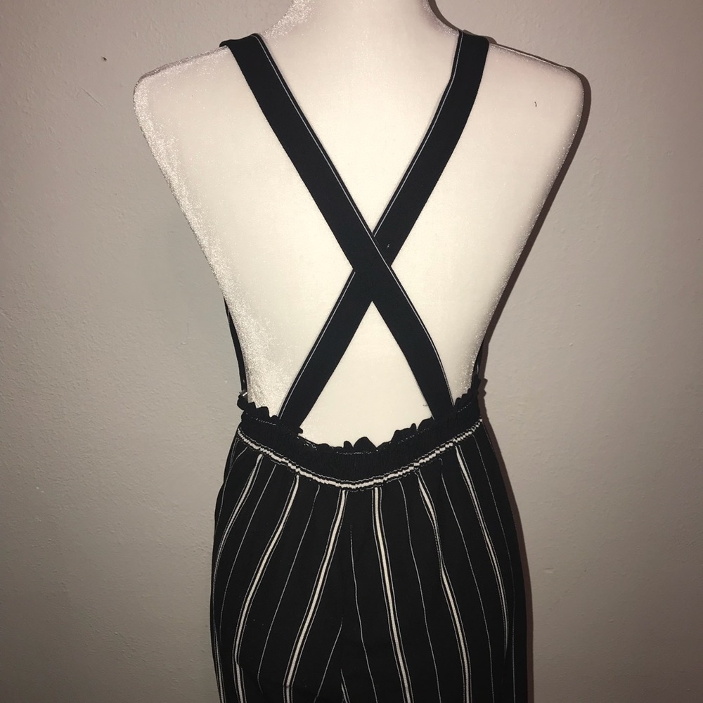Black and white Striped Jumpsuit - Picture 4 of 5